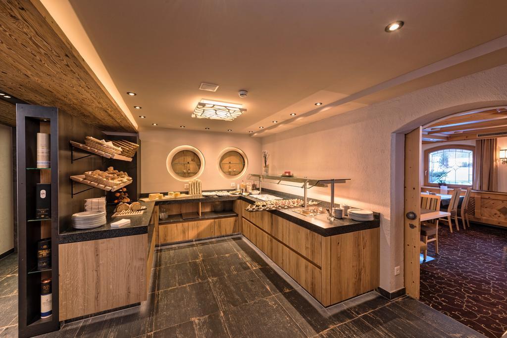 阿尔卑斯酒店 萨姆瑙恩 外观 照片